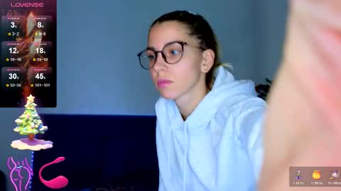 Kris Maks online show from November 2025 04:52:01 PM