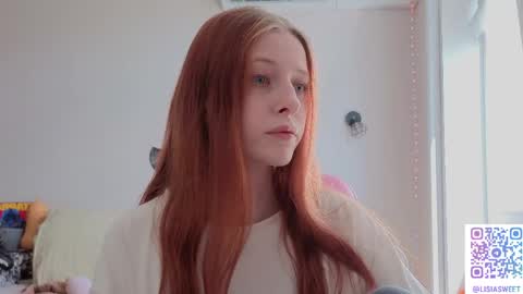 Snapshot of lisiasweet chatting on April 2026 07:28:01 AM Lika online show from April 2026 07:28:01 AM