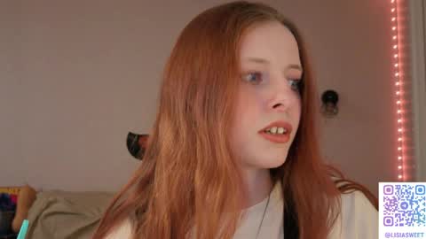 Snapshot of lisiasweet chatting on May 2026 02:44:02 PM Lika online show from May 2026 02:44:02 PM