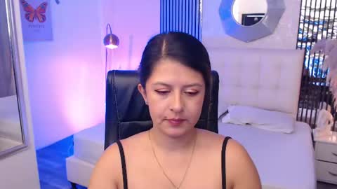 Snapshot of liss_black chatting on June 2026 03:55:01 AM Andrea online show from June 2026 03:55:01 AM