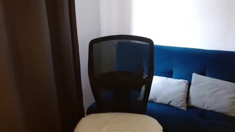  Liss  online show from November 2025 12:26:01 PM