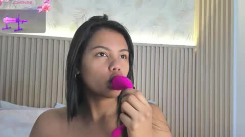 Liss online show from December 2025 01:27:01 PM