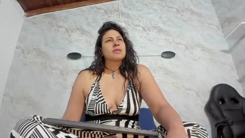 Snapshot of lissa_harris_ chatting on January 2025 02:54:01 AM Lisa online show from January 2025 02:54:01 AM