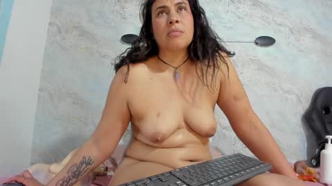 Snapshot of lissa_harris_ chatting on January 2025 06:13:02 AM Lisa online show from January 2025 06:13:02 AM