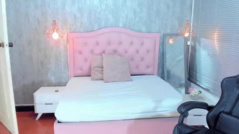 L I S S A  online show from March 2026 09:49:02 AM