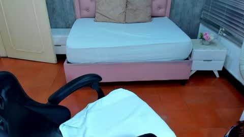 Snapshot of lissa_jhonsoon chatting on July 2026 02:03:01 AM L I S S A online show from July 2026 02:03:01 AM