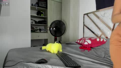 lissa_petitee online show from April 2026 02:51:01 AM