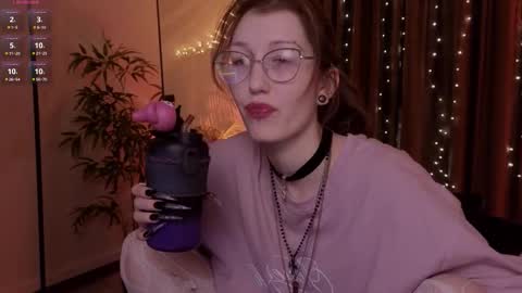 lissaros online show from December 2025 05:35:01 AM