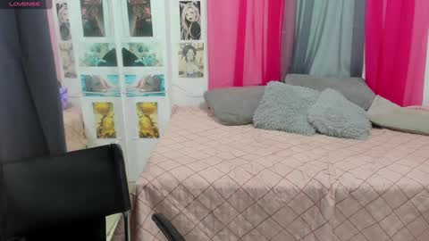 lissa online show from December 2024 08:09:01 PM