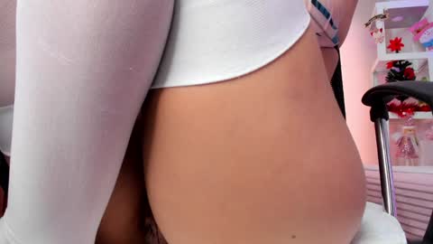 Liss Brown online show from December 2024 03:59:02 PM