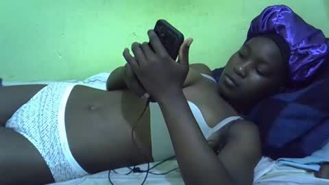 lisssa01 online show from September 2025 10:26:02 AM