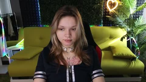 Lena online show from February 2025 06:00:01 AM