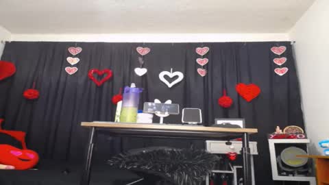 LITA a sexy milf online show from February 2025 10:14:01 PM