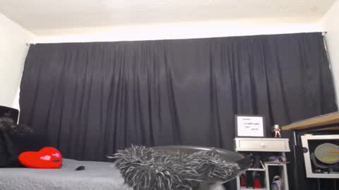 LITA a sexy milf online show from February 2025 08:41:01 PM