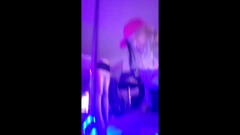 litleputa online show from April 2026 06:17:01 AM