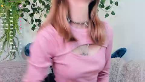 Snapshot of little__caprice chatting on June 2026 07:43:02 AM Bella online show from June 2026 07:43:02 AM