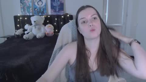 Snapshot of little__flowers chatting on September 2025 08:50:02 AM little__flowers online show from September 2025 08:50:02 AM