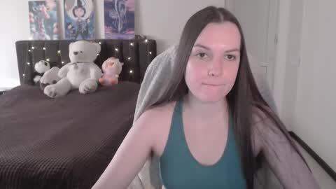 Snapshot of little__flowers chatting on November 2025 06:35:02 AM little__flowers online show from November 2025 06:35:02 AM