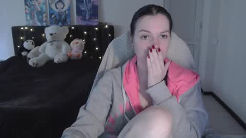 Snapshot of little__flowers chatting on November 2025 08:44:01 AM little__flowers online show from November 2025 08:44:01 AM