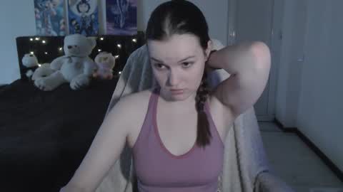 Snapshot of little__flowers chatting on November 2025 07:36:02 AM little__flowers online show from November 2025 07:36:02 AM