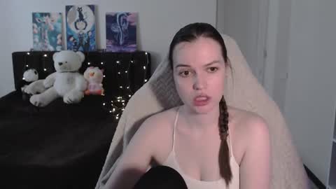 little__flowers online show from July 2026 07:46:01 AM