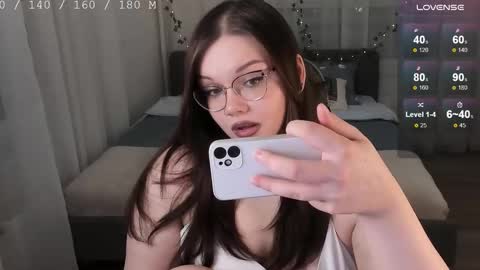 Eva online show from October 2025 08:20:01 PM