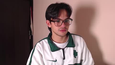 Daniel online show from December 2025 04:29:02 AM