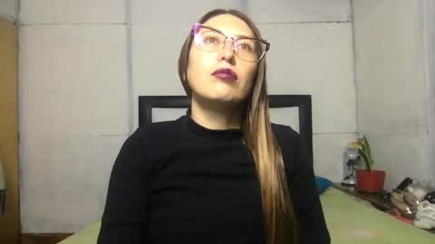 Diablita online show from September 2025 01:07:01 AM