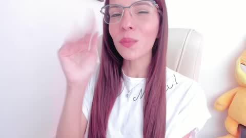 Help me reach 100 likes online show from February 2025 07:27:02 PM