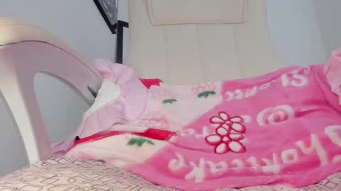 Help me reach 100 likes online show from March 2025 10:10:02 PM