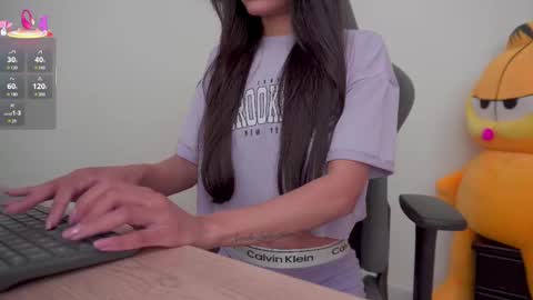 Help me reach 100 likes online show from September 2025 07:16:01 PM