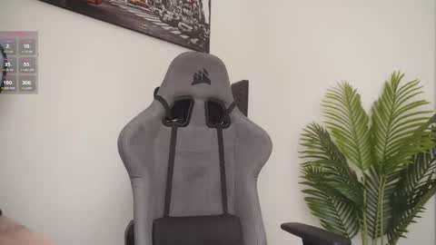 Help me reach 100 likes online show from March 2026 07:16:02 PM