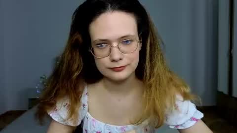 Snapshot of little_humster chatting on June 2026 09:58:01 PM Noah online show from June 2026 09:58:01 PM