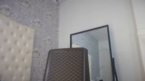 little_lilith_apple online show from December 2024 09:40:02 AM