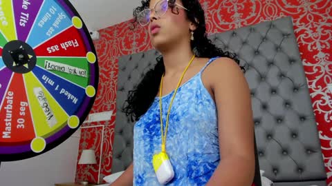 little_lilith_apple online show from January 2025 06:03:02 AM
