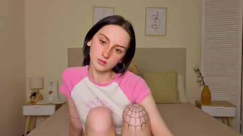 little_mollee online show from November 2025 11:03:01 PM