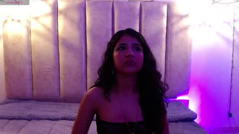 Snapshot of littlecherrycs chatting on June 2026 10:43:01 PM little cherry online show from June 2026 10:43:01 PM