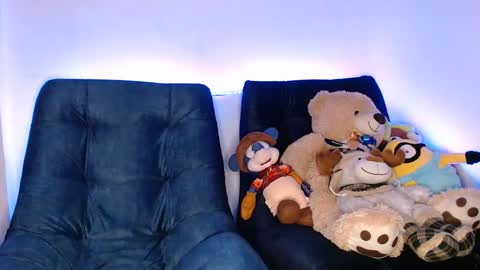 Manu online show from March 2026 04:34:02 AM