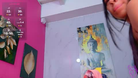 Snapshot of littlee_emilyy_ chatting on July 2026 01:03:02 PM Emily online show from July 2026 01:03:02 PM
