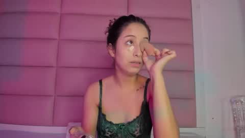 littlee_emma_ online show from December 2025 03:12:03 AM