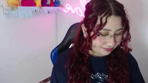 Angel  online show from November 2025 08:40:01 PM