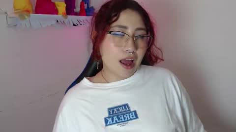 Angel  online show from November 2025 08:30:02 PM