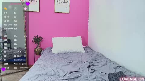 Tania  online show from March 2025 08:20:02 PM