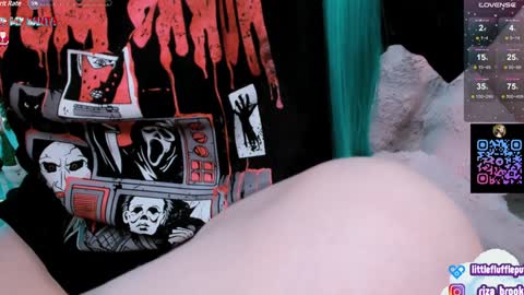 Riza Riri Puff  online show from December 2024 01:13:02 AM