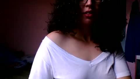 Snapshot of littlehotbr chatting on October 2025 09:03:02 PM littlehotbr online show from October 2025 09:03:02 PM