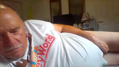 Snapshot of littlekenny1951 chatting on October 2025 06:30:02 PM littlekenny1951 online show from October 2025 06:30:02 PM