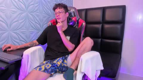 MAX online show from November 2025 12:49:01 PM