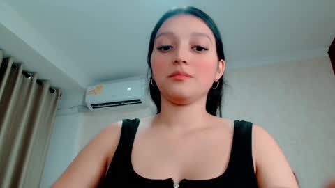 Sarahs Room online show from January 2025 02:38:02 AM