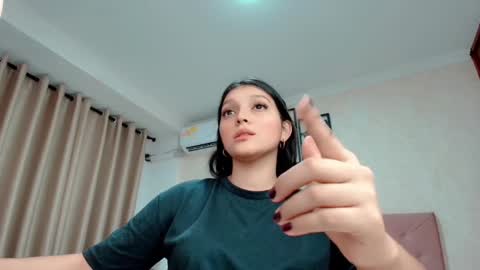 Sarahs Room online show from February 2025 11:54:02 PM