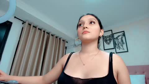 Sarahs Room online show from March 2025 07:21:02 AM
